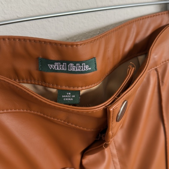 WILD FABLE Faux Leather Flare Leg Pants in Camel Color Sz 16 - Picture 4 of 4